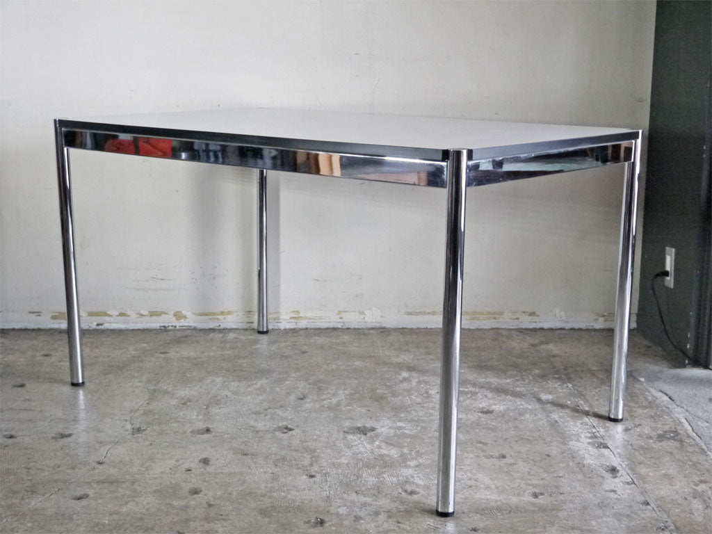 USMハラー USM Haller モジュラーファニチャー Modular Furniture ハラーテーブル ワークデスク W125cm ホワイトラミネート天板 中古品 買い取りしました。