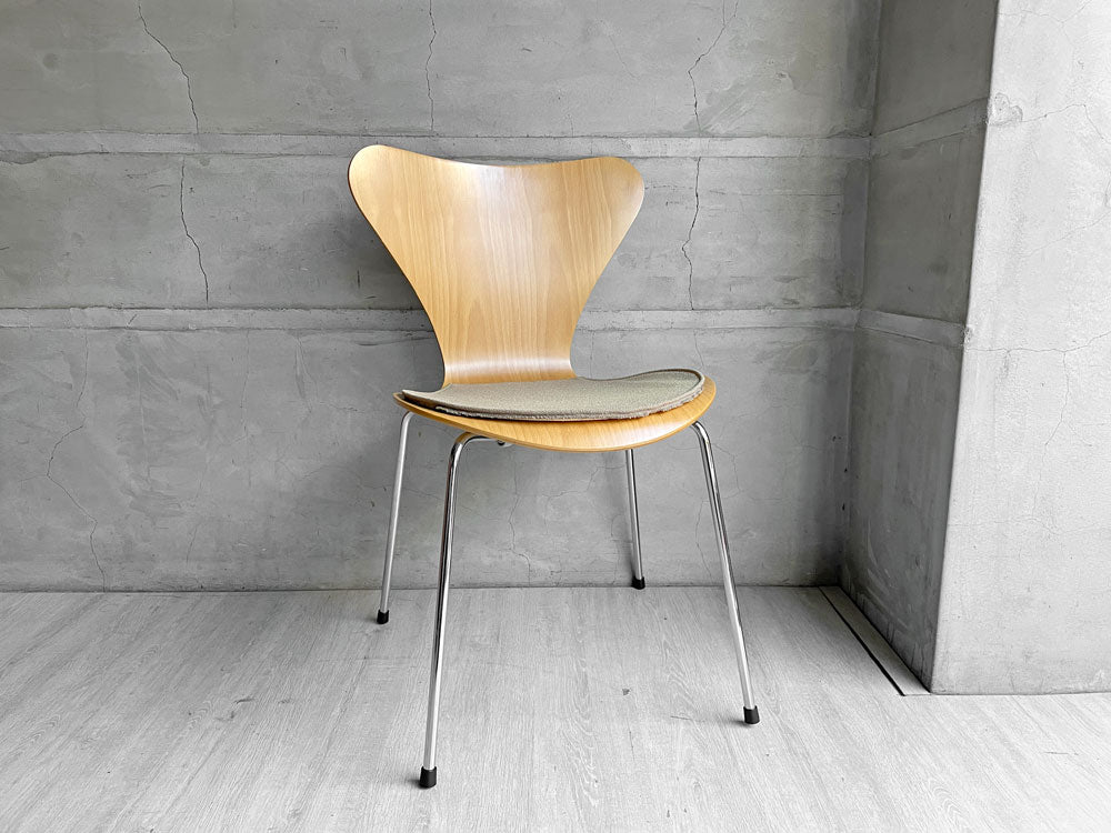 フリッツハンセン Fritz Hansen セブンチェア アルネヤコブセン ナチュラル ビーチ材 ベントハンセンモブラー シートパッド付き 北欧家具 中古品 買い取りしました。