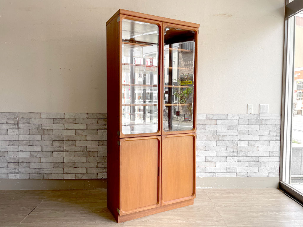 日田工芸 マキシム maxim ビンテージ チーク材 カップボード 食器棚 キャビネット キュリオケース 飾り棚 ガラス扉 W84cm 北欧スタイル 中古品 買い取りしました。