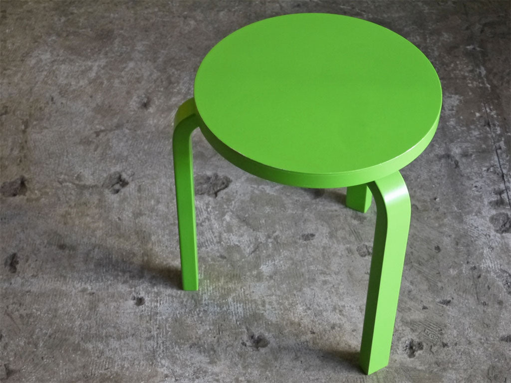 アルテック artek スツール60 Stool60 3本脚 80周年記念モデル DOVER STREET MARKET GINZA BY KLEIN DYTHAM アルヴァ・アアルト 北欧家具 中古品 買い取りしました。