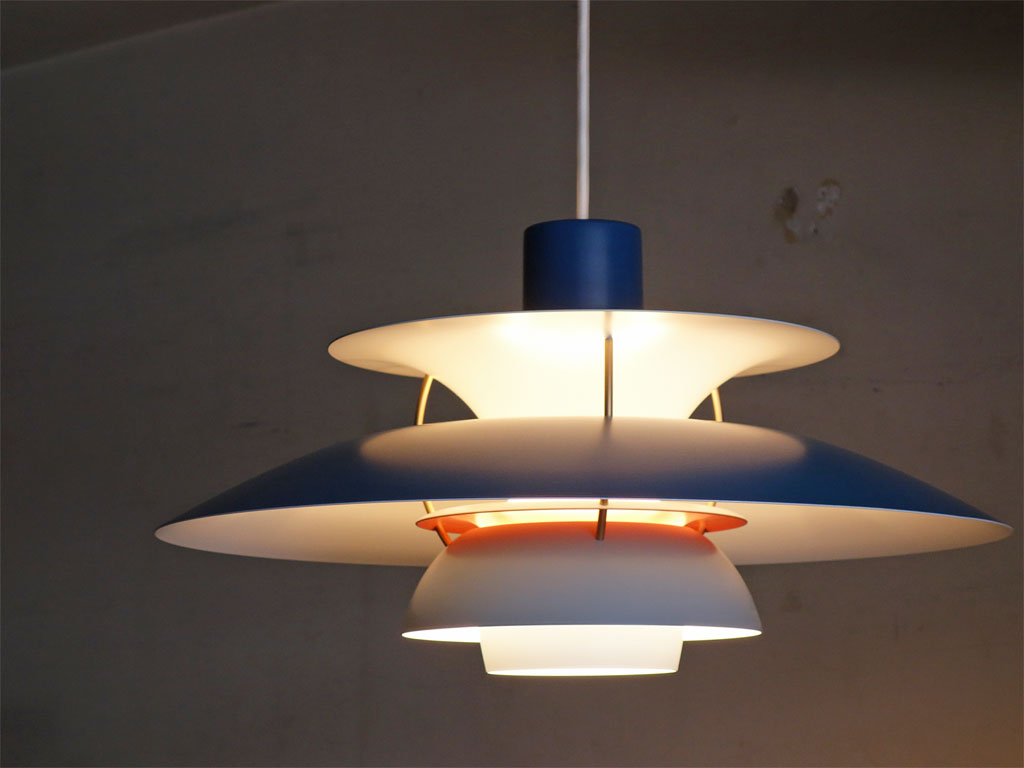 ルイスポールセン Louis Poulsen PH5 ペンダントライト ブルー・グラデーション ポール・ヘニングセン Poul Henningsen デンマーク 美品 中古品 買い取りしました。
