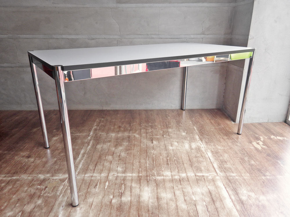 USMハラー USM Haller モジュラーファニチャー ハラーテーブル W150 ワーキングデスク ホワイトラミネート 高さ調整機能付 x 2台 中古品 買い取りしました。