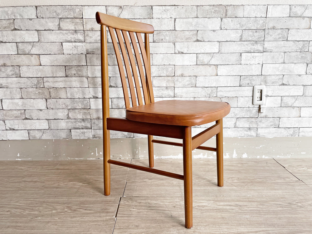 松田家具 MATSUDA ダイニングチェア PVCレザーシート ライトブラウン 座面クッション ビンテージスタイル レトロ 現状品 中古品 買い取りしました。