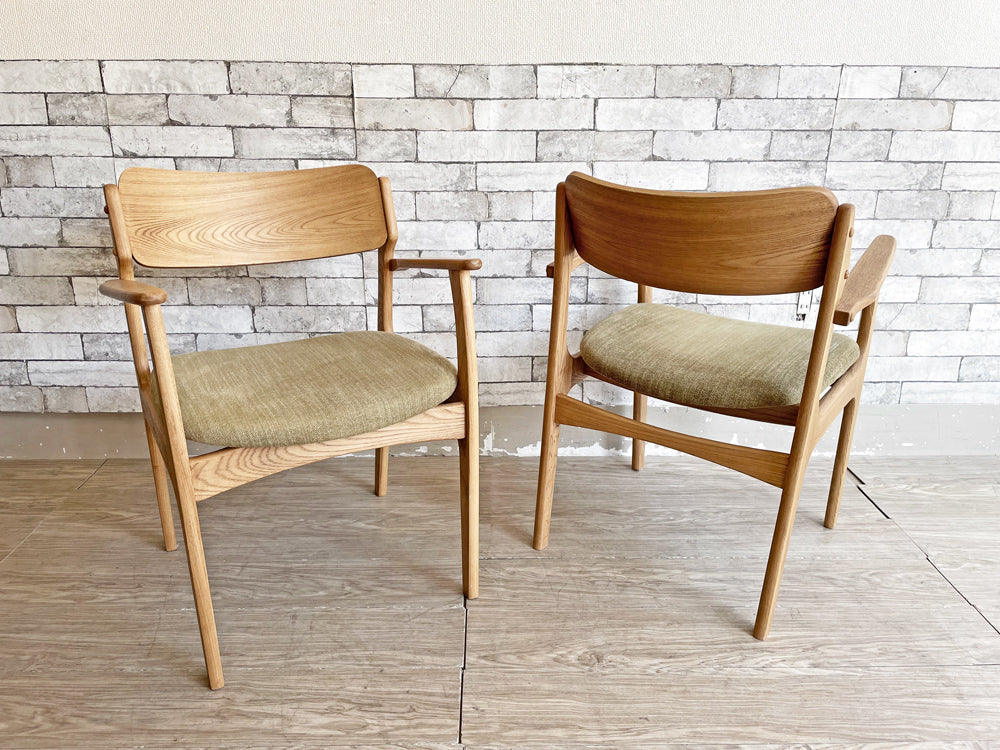 モモナチュラル MOMO Natural ジル JILL ARM ダイニングチェア アームチェア 2脚セット オーク材 グリーン系ファブリック 合計定価￥46,000- 中古品 買い取りしました。