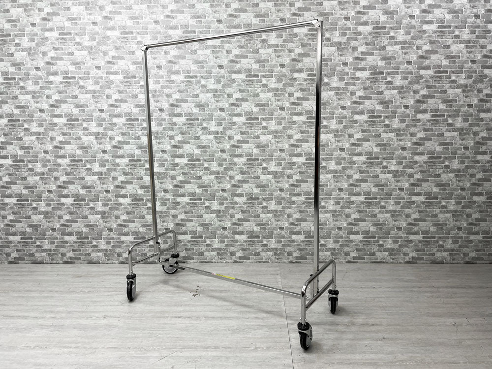 パシフィックファニチャーサービス PACIFIC FURNITURE SERVICE ガーメントラック 48 ハンガーラック インダストリアル 中古品 買い取りしました。