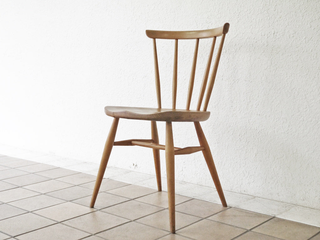 アーコール Ercol ファンバックチェア ボウバックチェア 3本タイプ エルム材 UKビンテージ Vintage 英国家具 希少品 中古品 買い取りしました。