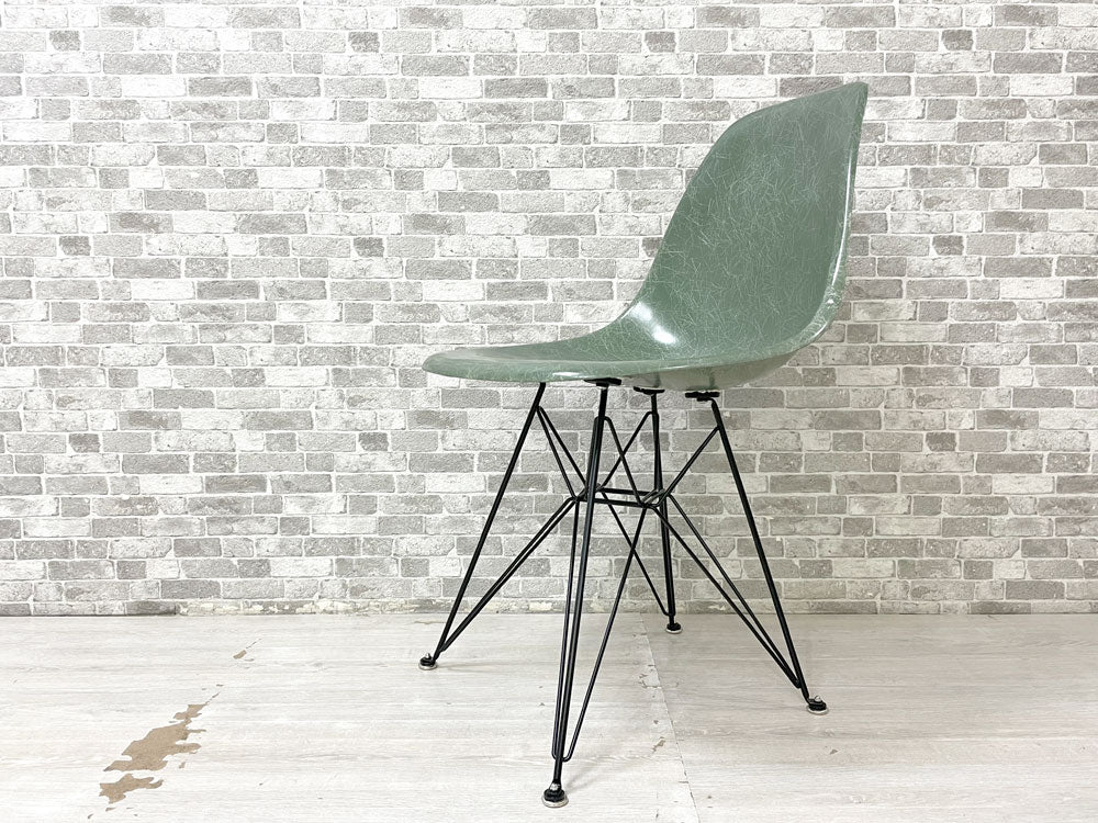 ハーマンミラー Herman Miller サイド シェルチェア 現行 FRP製 1stタイプ エッフェルベース シーフォームグリーン C&R イームズ ミッドセンチュリー 買い取りしました。