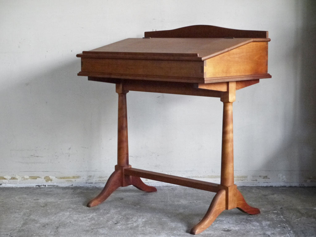 ライブノット LIVE KNOT チャーチデスク Church Desk ライティングデスク スラントトップ チェリー無垢材 中古品 買い取りしました。