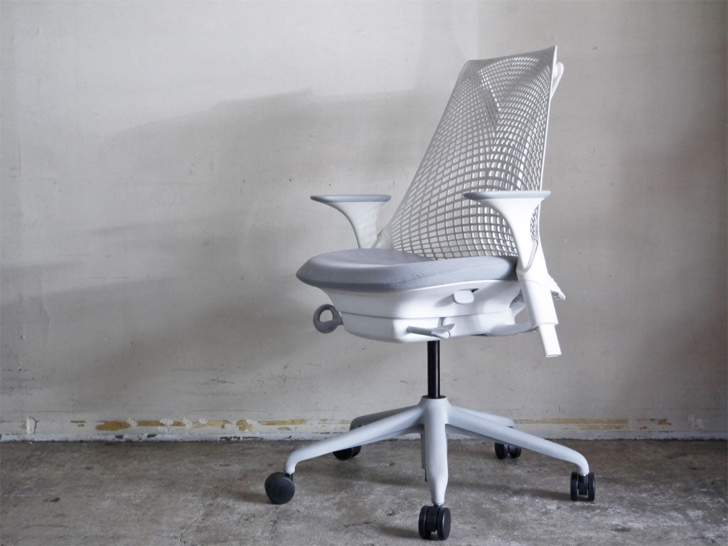 ハーマンミラー Herman Miller セイルチェア SAYL Chair フェザーグレー デスクチェア イヴ・ベアール スタジオホワイト 中古品 買い取りしました。