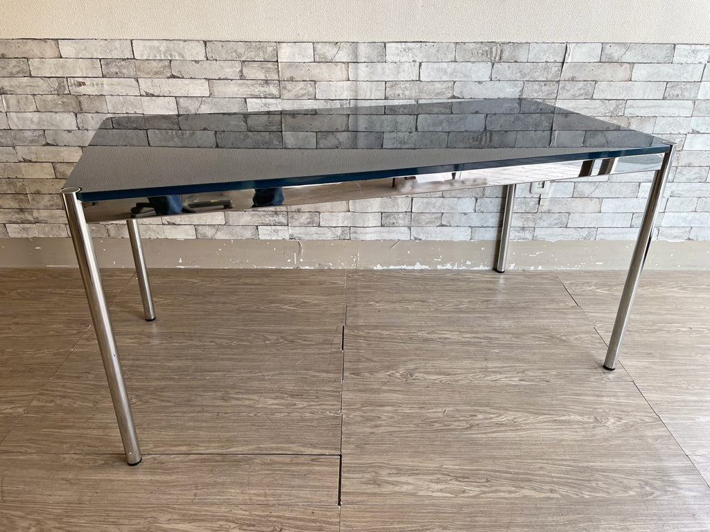 USMモジュラーファニチャー USMハラー テーブル USM Haller Table ガラス ダイニングテーブル W150cm オフィス デスク  中古品  買い取りしました。