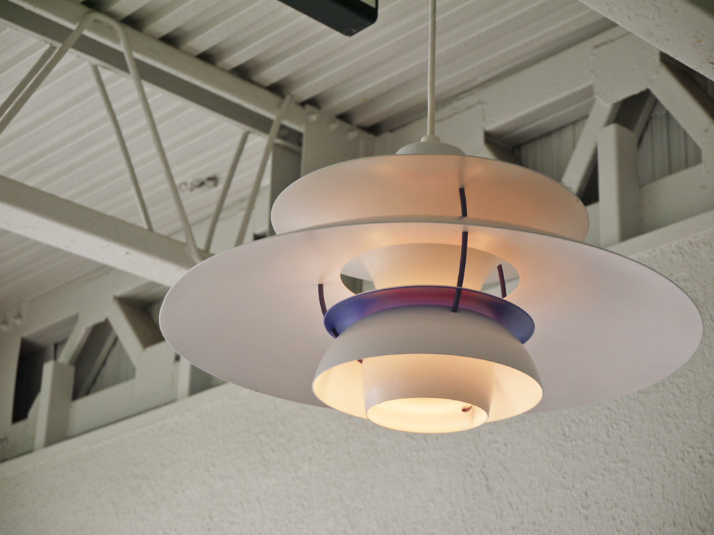 ルイスポールセン Louis Poulsen PH5 Classic PH5プラス ホワイト ペンダントライト ポール・ヘニングセン Poul Henningsen 元箱付き 名作照明 デンマーク 中古品 買い取りしました。