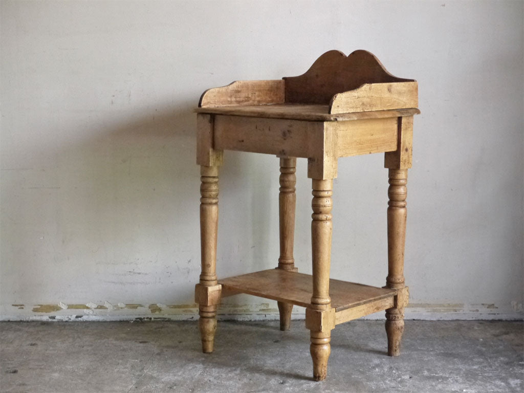 フランスビンテージ French Vintage オールドパイン ウォッシュスタンド 英国家具 アンティーク 中古品 買い取りしました。