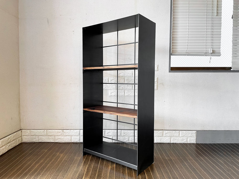 アール EARL アイアン×パイン材 ブックシェルフ オープンシェルフ 本棚 4段 H129cm 黒皮仕上げ オーダー品 インダストリアル 定価￥57,300- 中古品  買い取りしました。