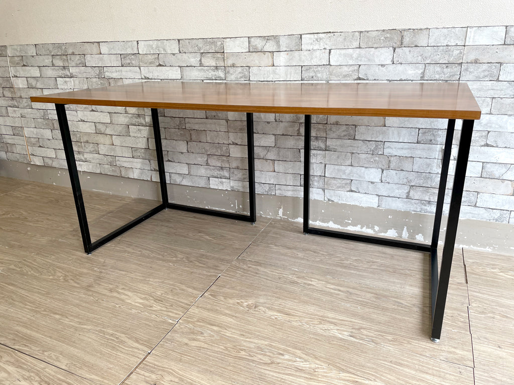 ビスレー BISLEY デスクプラン DESK PLAN ワーキングテーブル ウォールナット天板 ブラック Lフット スチール アジャスター W150cm 定価\95,700- 英国家具 中古品 買い取りしました。