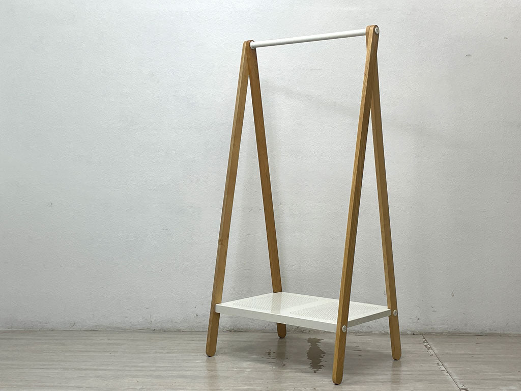ノーマンコペンハーゲン normann COPENHAGEN トーイ TOJ コートハンガー アッシュ材 ホワイト 折り畳み式 中古品 買い取りしました。