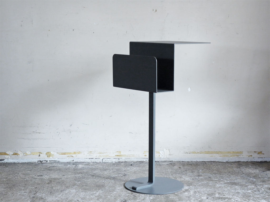 イデー IDEE モノ テーブル MONO TABLE サイドテーブル スチール コンスタンチン・グルチッチ 良品計画 中古品 買い取りしました。