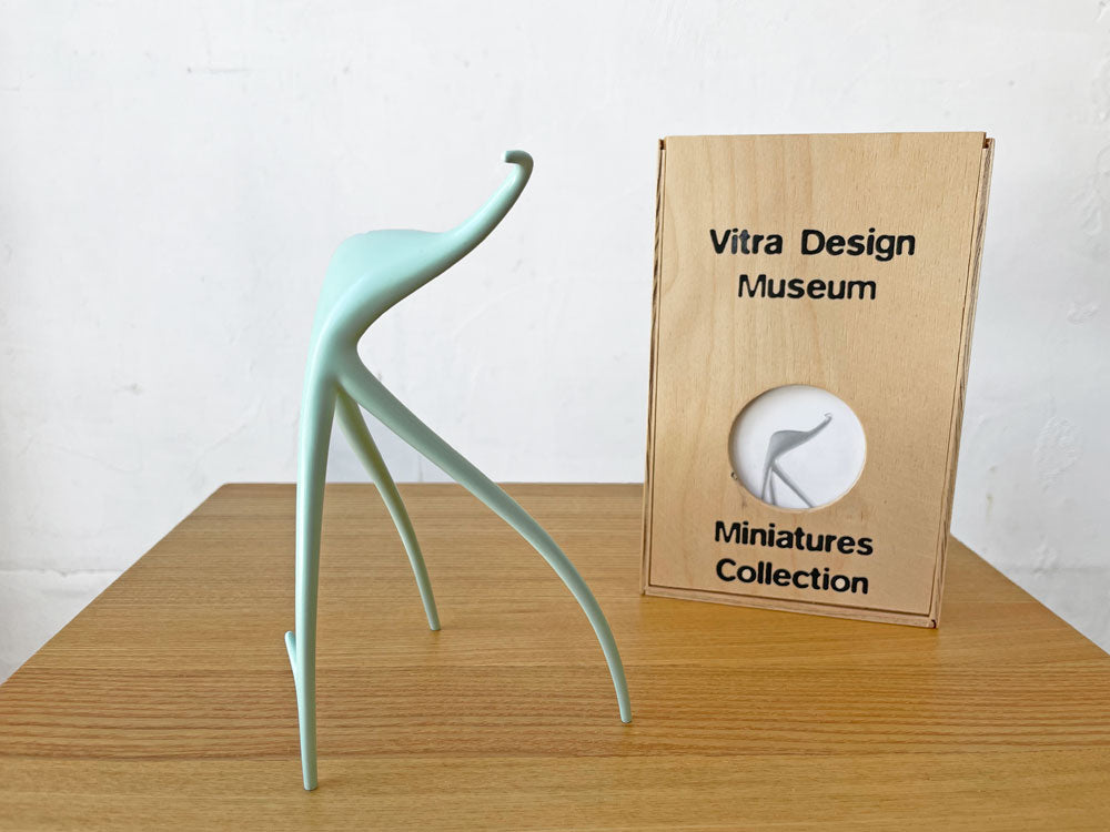 ヴィトラデザインミュージアム Vitra Design Museum ミニチュアコレクション WWスツール W.W.Stool フィリップ・スタルク 箱付き 中古品 買い取りしました。