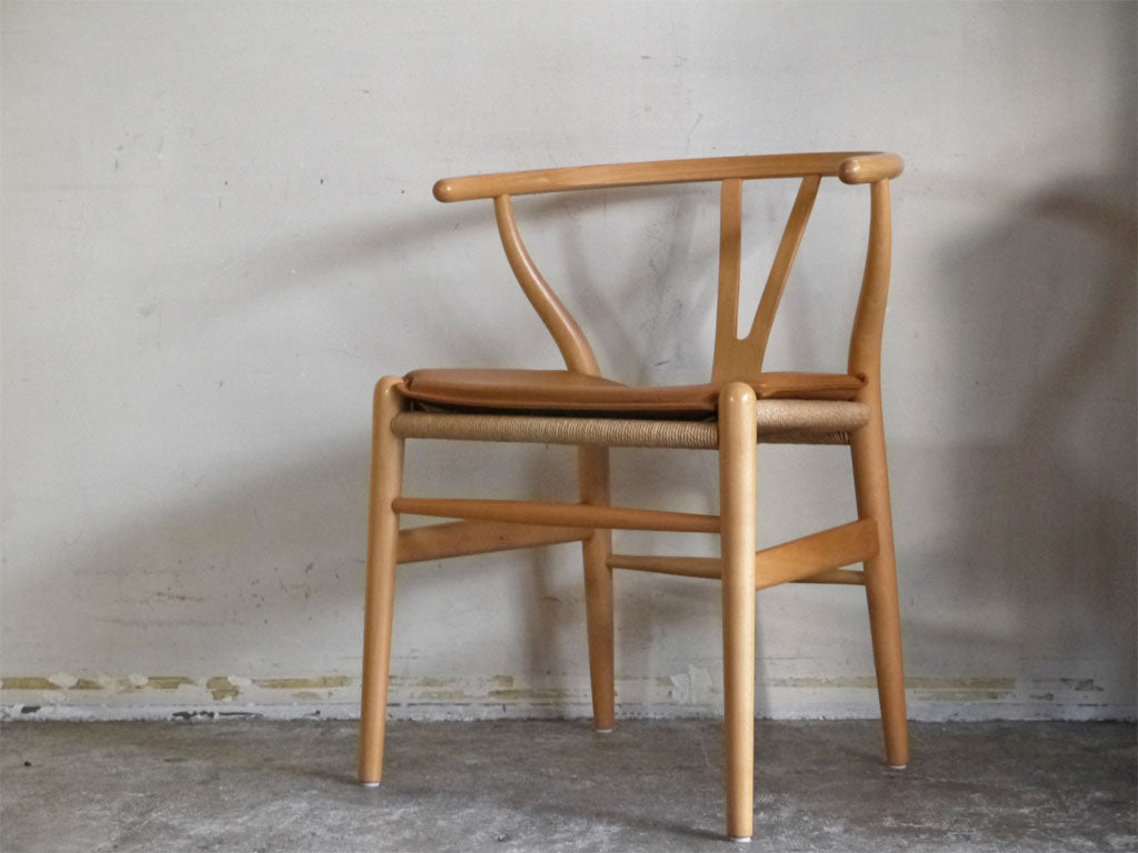 カールハンセン＆サン Carl Hansen & son Yチェア CH24 ビーチ材 クリアラッカー仕上げ ハンス・J・ウェグナー デンマーク 北欧家具 レザークッション付買い取りしました。
