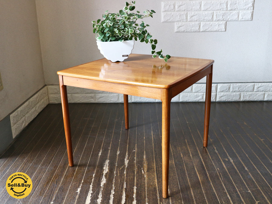 seffle mobelfabrik 北欧家具 ヴィンテージ センターテーブル チーク材 60’s Yngvar Sandstrom デザイン  ～チークの杢目を存分に味わうことのできる家具～ 【 買取と販売とレンタルのお店 】