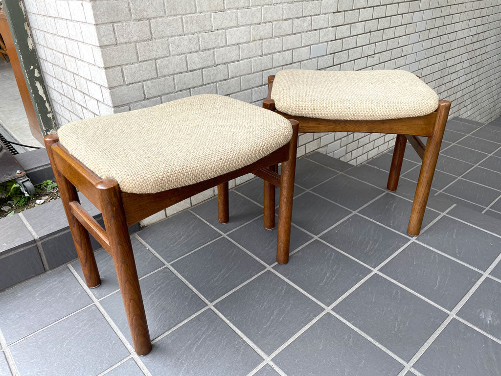 日進木工 NISSIN ビンテージ Vintage スツール オットマン オーク無垢材 ファブリック レトロ 中古品 買い取りしました。