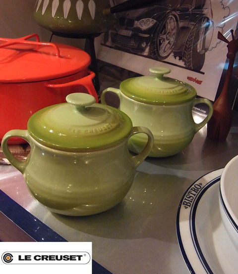 初夏のグリーンにピッタリ～LE CREUSET/ル・クルーゼ スープボール（フルーツグリーン）デューン2個セット【買取＆販売＆レンタル】