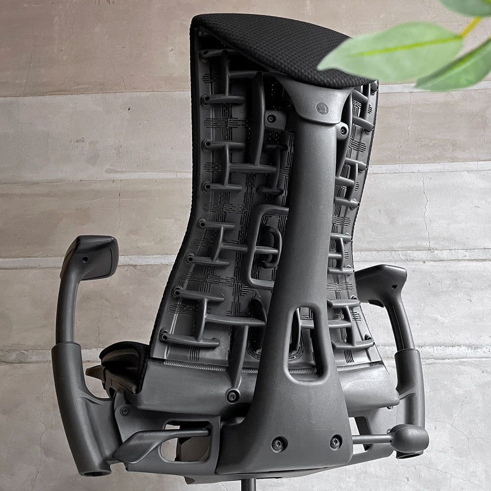 ハーマンミラー Herman Miller エンボディチェア デスクチェア オフィスチェア バランスファブリック ブラック 廃番生地 ～女神が魅せる、魅惑のボディライン～