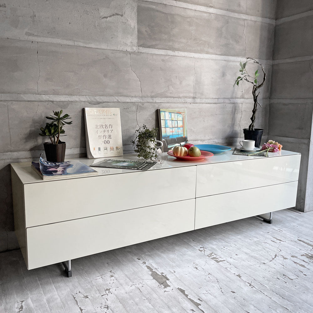 カッシーナイクスシー Cassina ixc. ロータス LOTUS シアターボード AVボード W170 グロッシーホワイト モダンデザイン 定価￥301,400-～純白の花嫁と新生活～