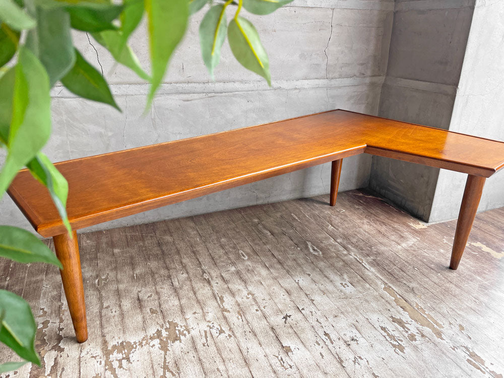 パシフィックファニチャーサービス P.F.S ラダーティーテーブル RUDDER TEA TABLE コーヒーテーブル カバ材 3本脚 W125cm 中古品 買い取りしました。