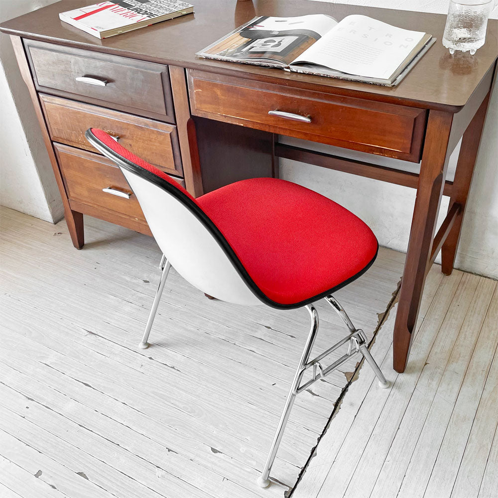 【下北沢店】ハーマンミラー Herman Miller サイドシェルチェア MFS製 FRP アプホルスター ジラルド生地 ファブリック スタッキングベース イームズ ビンテージ 買取させていただきました。