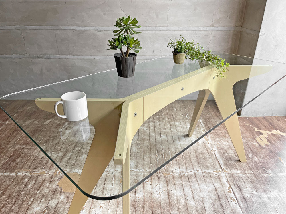 イーアンドワイ E＆Y ペガサス ダイニングテーブル PEGASUS DINING TABLE Sサイズ W140 ビーチ材プライウッド×ガラストップ 定価\132,000-  中古品 買い取りしました。
