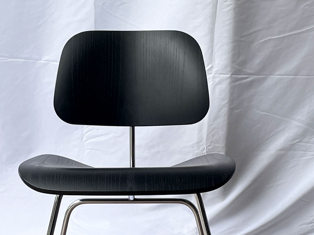 ハーマンミラー Herman Miller DCM ダイニングチェア メタルレッグ プライウッド ブラック イームズ C&R. Eames ミッドセンチュリー 買い取りしました。