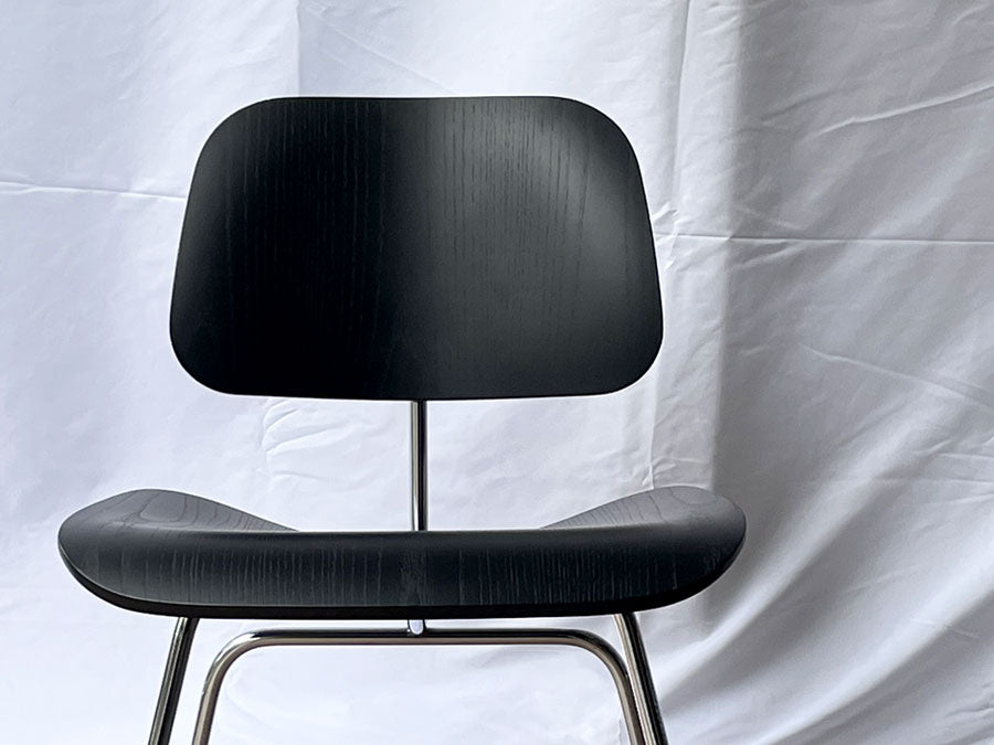 ハーマンミラー Herman Miller DCM ダイニングチェア イームズ  ～20世紀最高のデザイン～