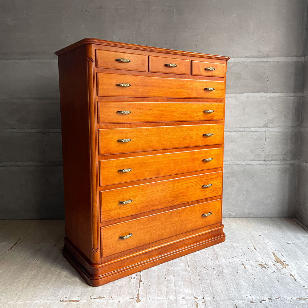 【学芸大学店】横浜ダニエル DANIEL エトランジェ Etranger 7段チェスト 抽斗9杯 樺桜材 アーリーアメリカン クラシカル 参考価格 約￥748,000- ♪ 買取させていただきました。