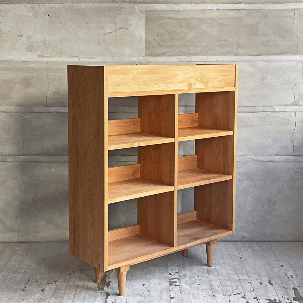 【学芸大学店】モモナチュラル Momo natural コモ シェルフ COMO Shelf サイズM アルダー材 ナチュラルテイスト 定価\55,000- 買取させていただきました。