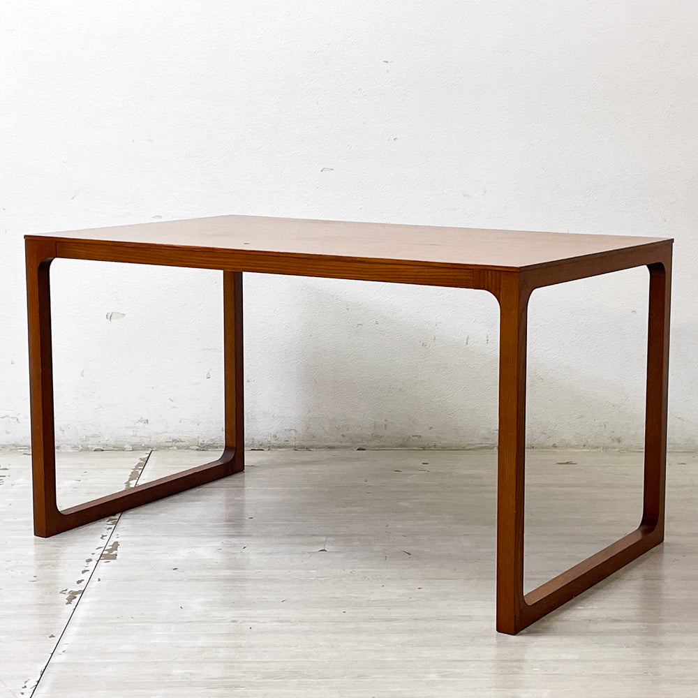 【祖師ヶ谷大蔵店】イデー IDEE マルー ダイニングテーブル MALUH DINING TABLE アッシュ材 アントンブラウン W130cm 買取させていただきました。