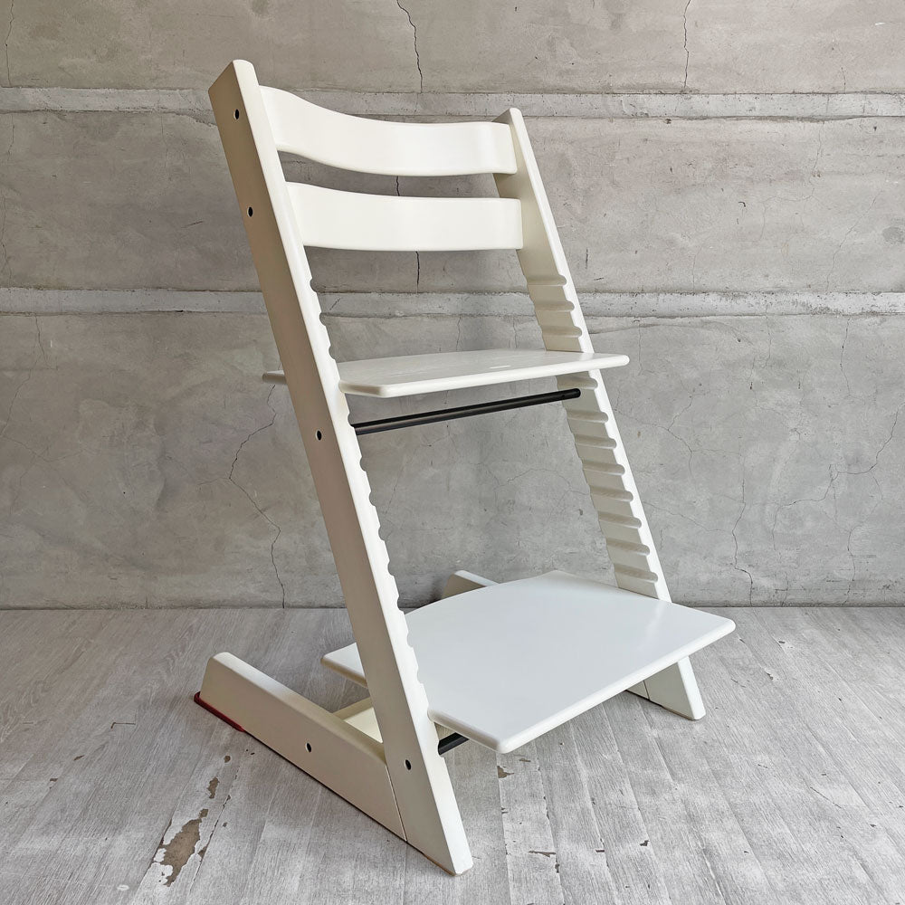 【学芸大学店】ストッケ STOKKE トリップトラップ TRIPP TRAPP ベビーチェア キッズチェア ホワイト S/N4～ ビーチ材 専用グライズ付 ノルウェー 北欧家具 定価￥34,980- 買取させていただきました。