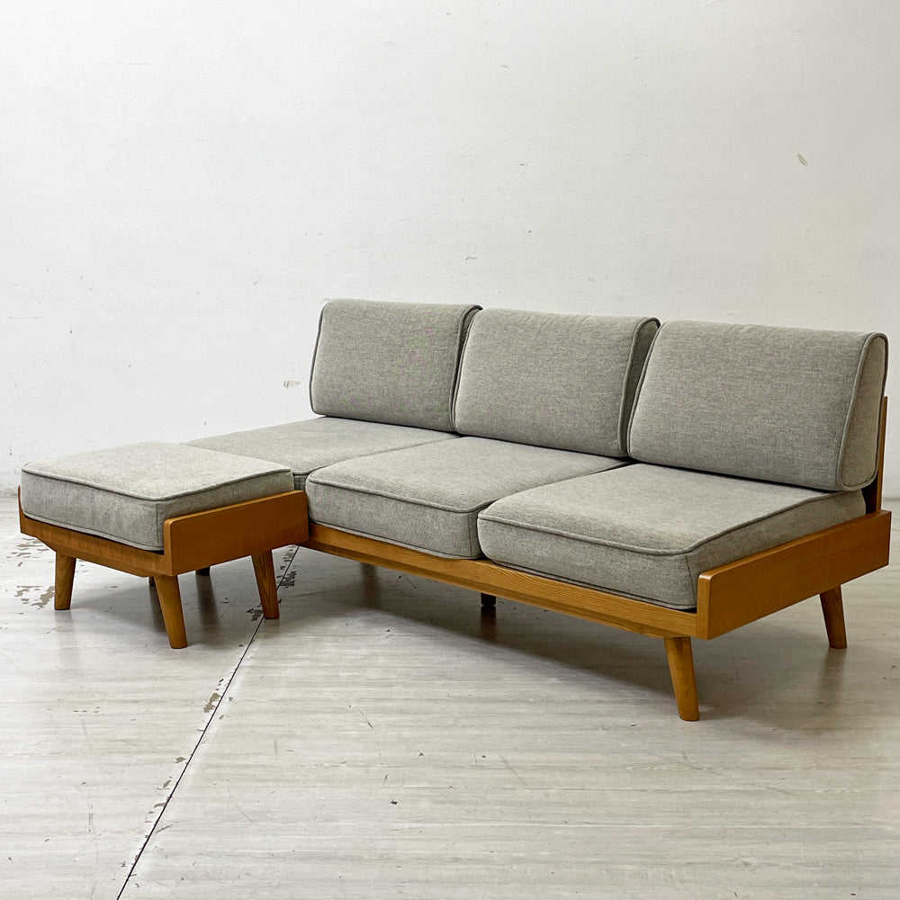 【祖師ヶ谷大蔵店】 ウニコ unico アルベロ ALBERO 3Pソファ カバーリング オットマン付き チークカラーフレーム グレー系ファブリック 北欧ビンテージスタイル 買取させていただきました。
