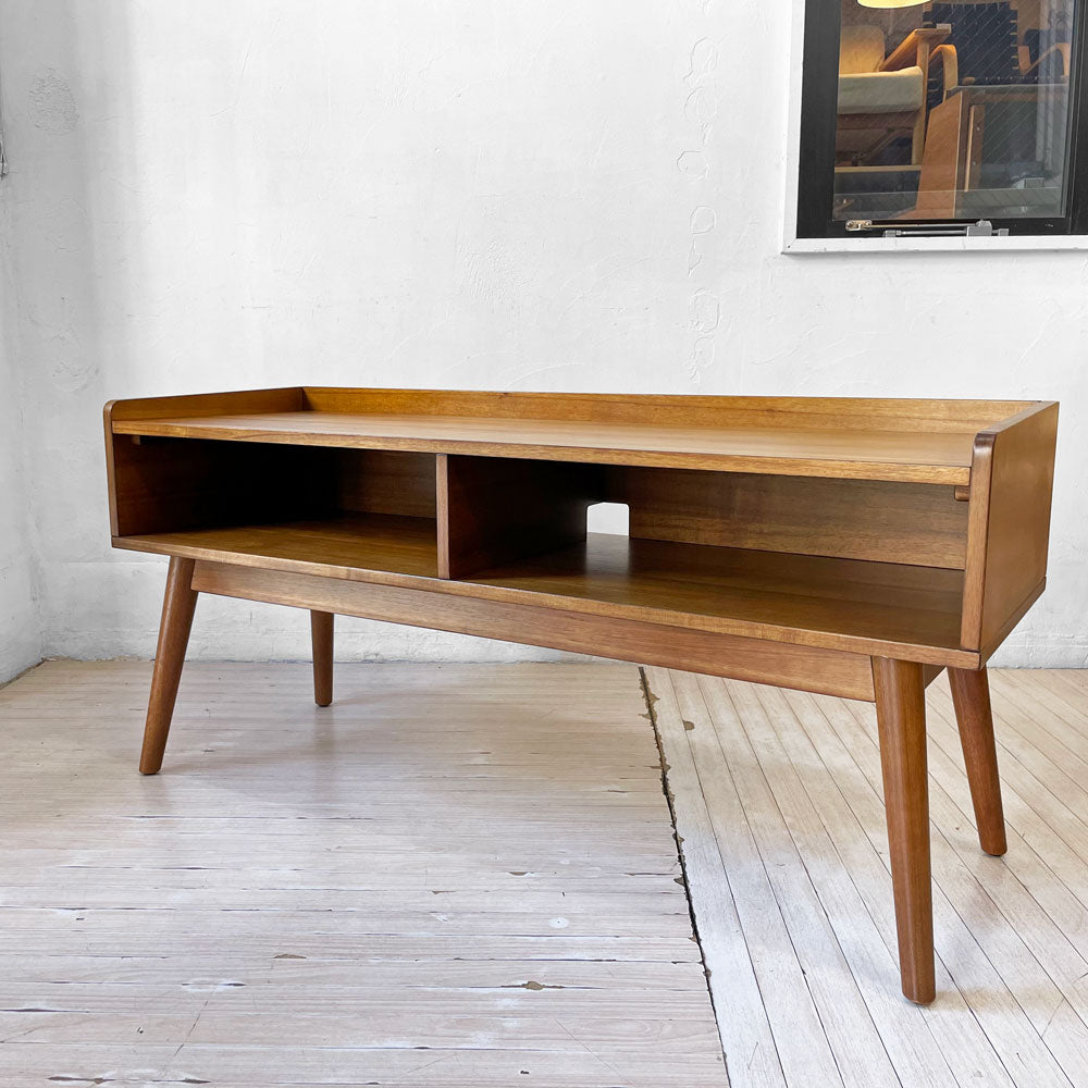 【下北沢店】ウエストエルム West Elm ミッドセンチュリー メディア コンソール Mid-Century Media Console 48" AVボード TVボード アカシア材  買取させていただきました。