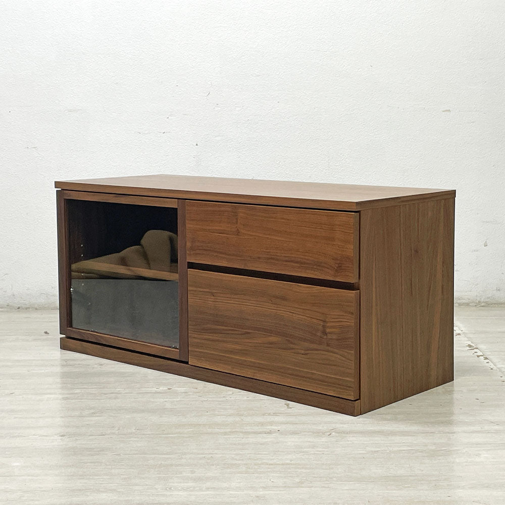【祖師谷大蔵店】無印良品 MUJI ウォールナット材 AVラック AVボード テレビ台 ガラス扉 フラップ扉 抽斗2杯 W110cm 脚なし 廃番 買取させていただきました。