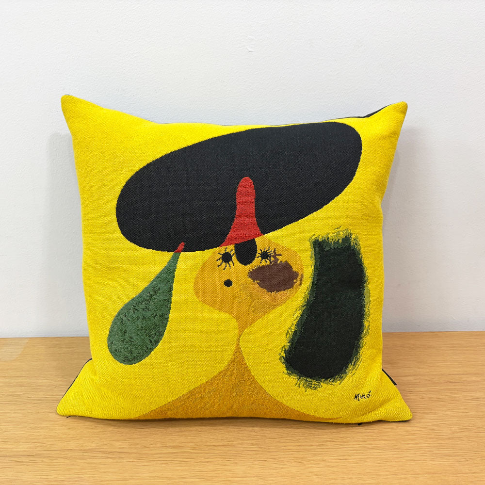 【祖師ヶ谷大蔵店】ジュール・パンス JULES PANSU クッション Joan Miro ジョアン・ミロ ポートレ ドゥ ジュヌフィユ 45cm コンランショップ THE CONRAN SHOP 取扱 買取させていただきました。