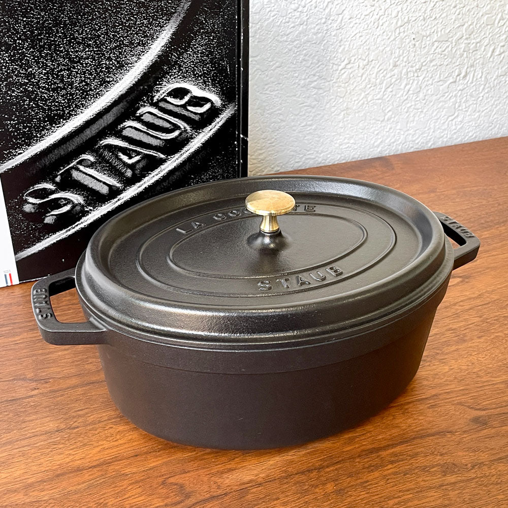 【用賀店】ストウブ staub ピコ・ココット Pico Cocotte オーバル 両手鍋 鋳物 ホーロー 鋳鉄 29cm HI対応 定価 ￥45,100- 元箱付き フランス 買取させていただきました。