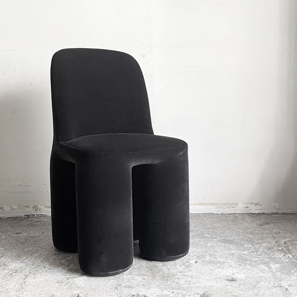 【自由が丘店】ミネルバ MINERVA ゾウ チェア Zo chair ベロア調 ブラック ぬいぐるみの椅子 黒川雅之 買取させていただきました。