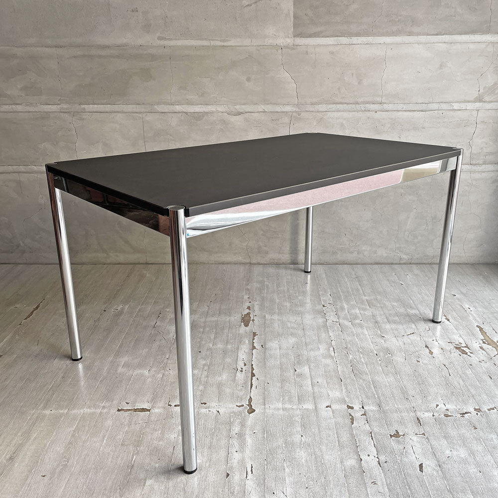 【学芸大学店】USMハラー USM Haller モジュラーファニチャー ハラーテーブル ワーキングデスク ダイニングテーブル リノリウム天板 ネロインゴカラー W125cm アジャスター 高さ調整機能付き スイス 買取させていただきました。