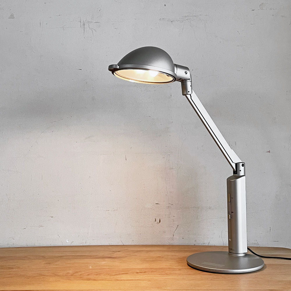 【自由が丘店】ヤマギワ YAMAGIWA バイオライト エクセル BiO LITE EXCEL デスクライト 林原生物化学研究所 シルバー 廃番 買取させていただきました。