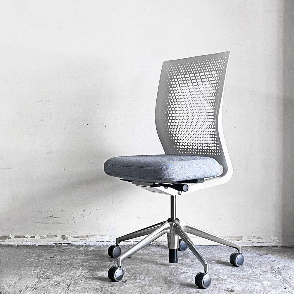 【自由が丘店】ヴィトラ vitra IDエア ID Air オフィスチェア アームレス デスクチェア アントニオ・チッテリオ 買取させていただきました。