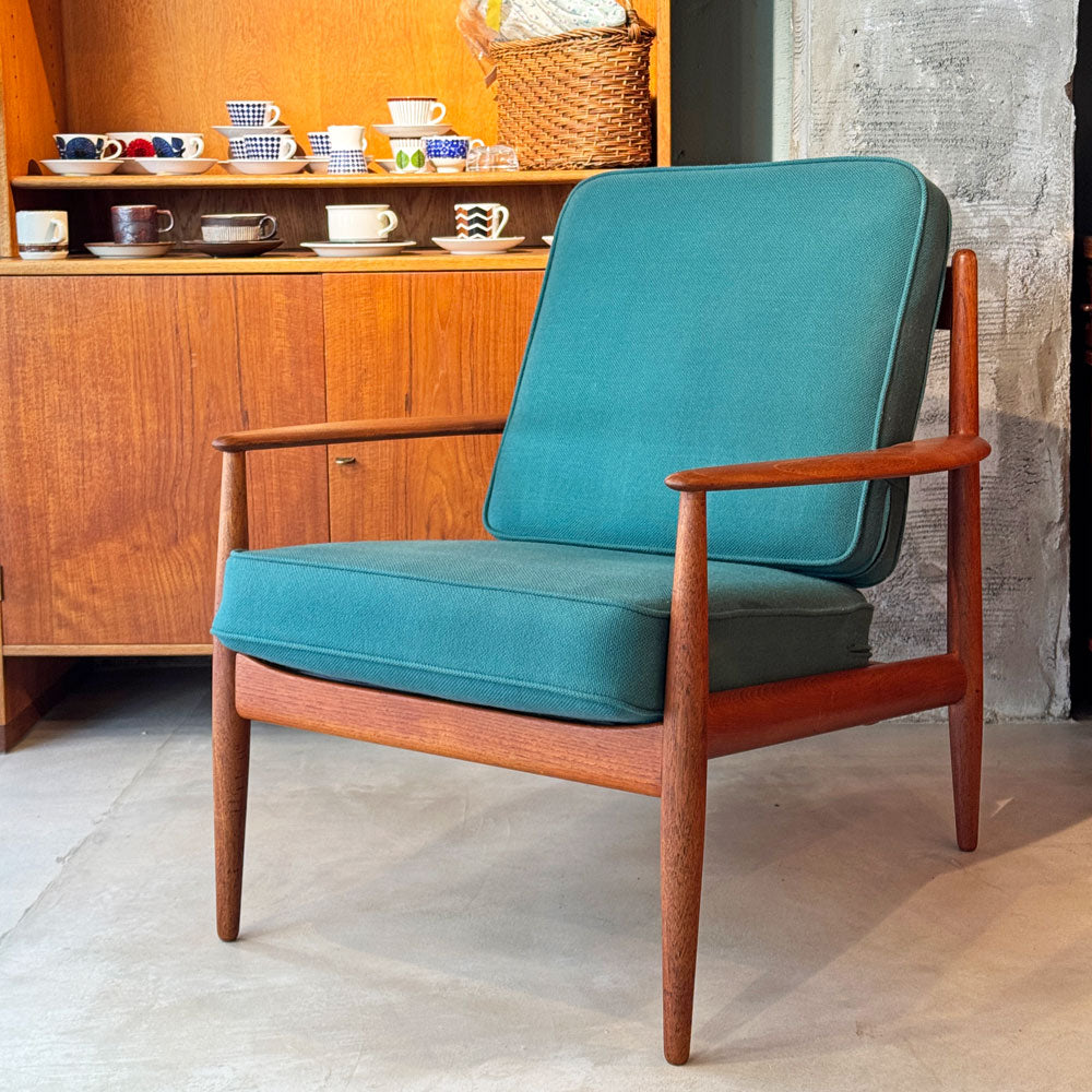 フランス＆サン France & Son Model128 イージーチェア 1Pソファ チーク材 グレーテ・ヤルク Grete Jalk 北欧ビンテージ デンマーク ～ 一歩入れば、目も心も惹かれる椅子 ～