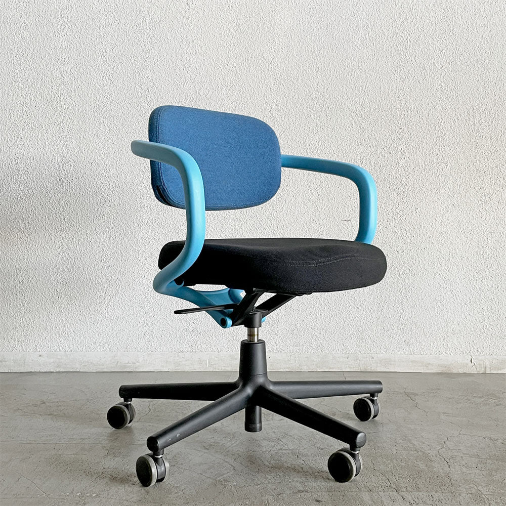 【登戸BASE店】ヴィトラ Vitra オールスター Allstar オフィスチェア デスクチェア ブルー×ブラック コンスタンチン・グルチッチ 定価￥163,900- 買取させていただきました。