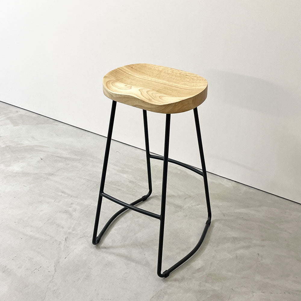 【祖師ヶ谷大蔵店】かなでもの KANADEMONO シンプルコンフォート Simple Confort ハイスツール 天然木 × スチール マットブラック ナチュラルモダン 買取させていただきました。