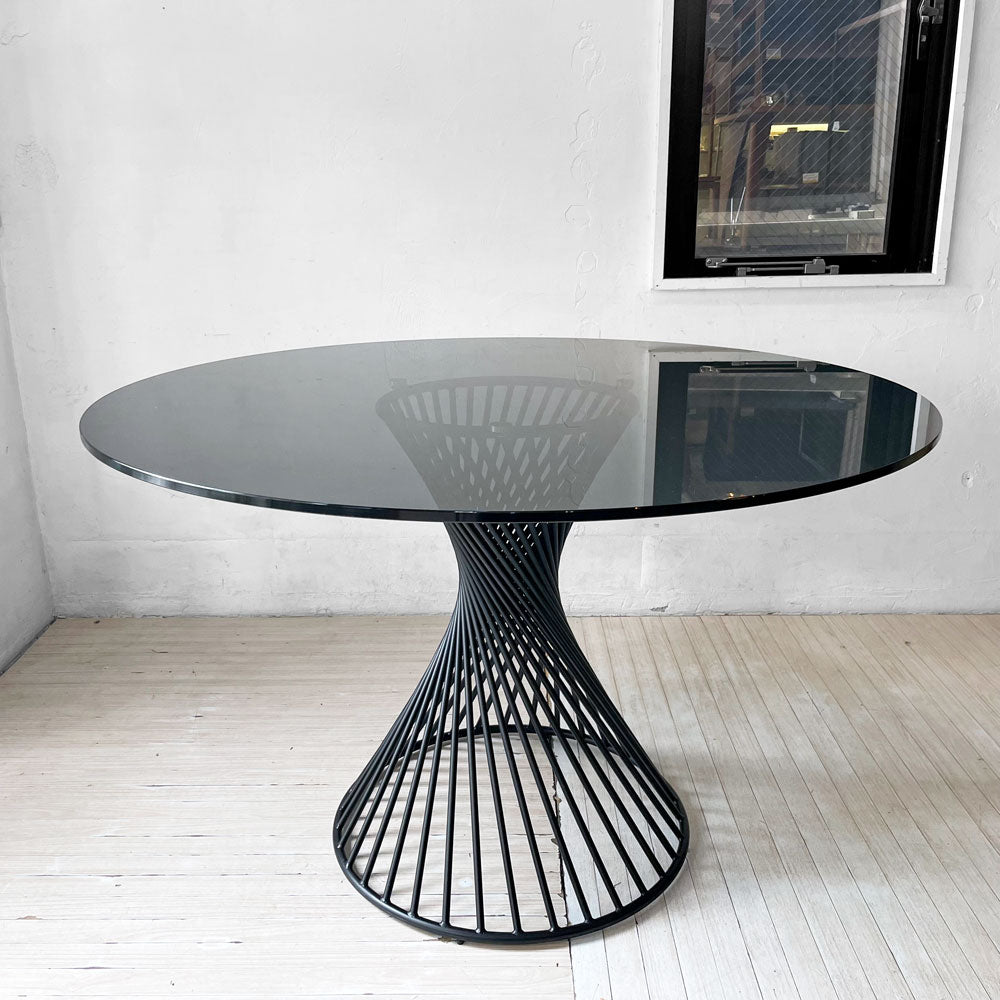 【下北沢店】カリガリス calligaris ヴォルテックス ラウンドテーブル VORTEX Round table ダイニングテーブル ガラス天板×スチールベース Φ120cm イタリアモダン  買取させていただきました。