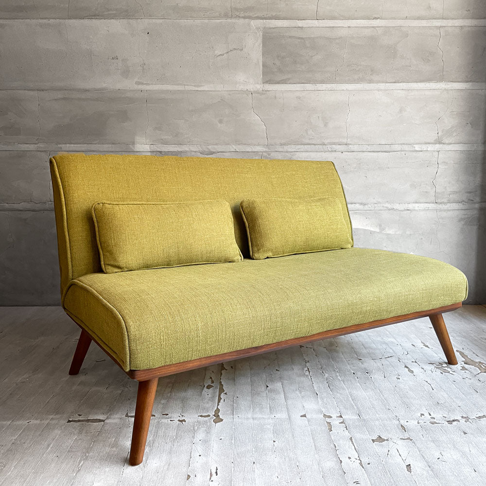 【学芸大学店】ウニコ unico ロイ ROY 2p ソファ 2人掛け ウォールナット材 ファブリック モスグリーン クッション付き 廃番 ♪ 買取させていただきました。